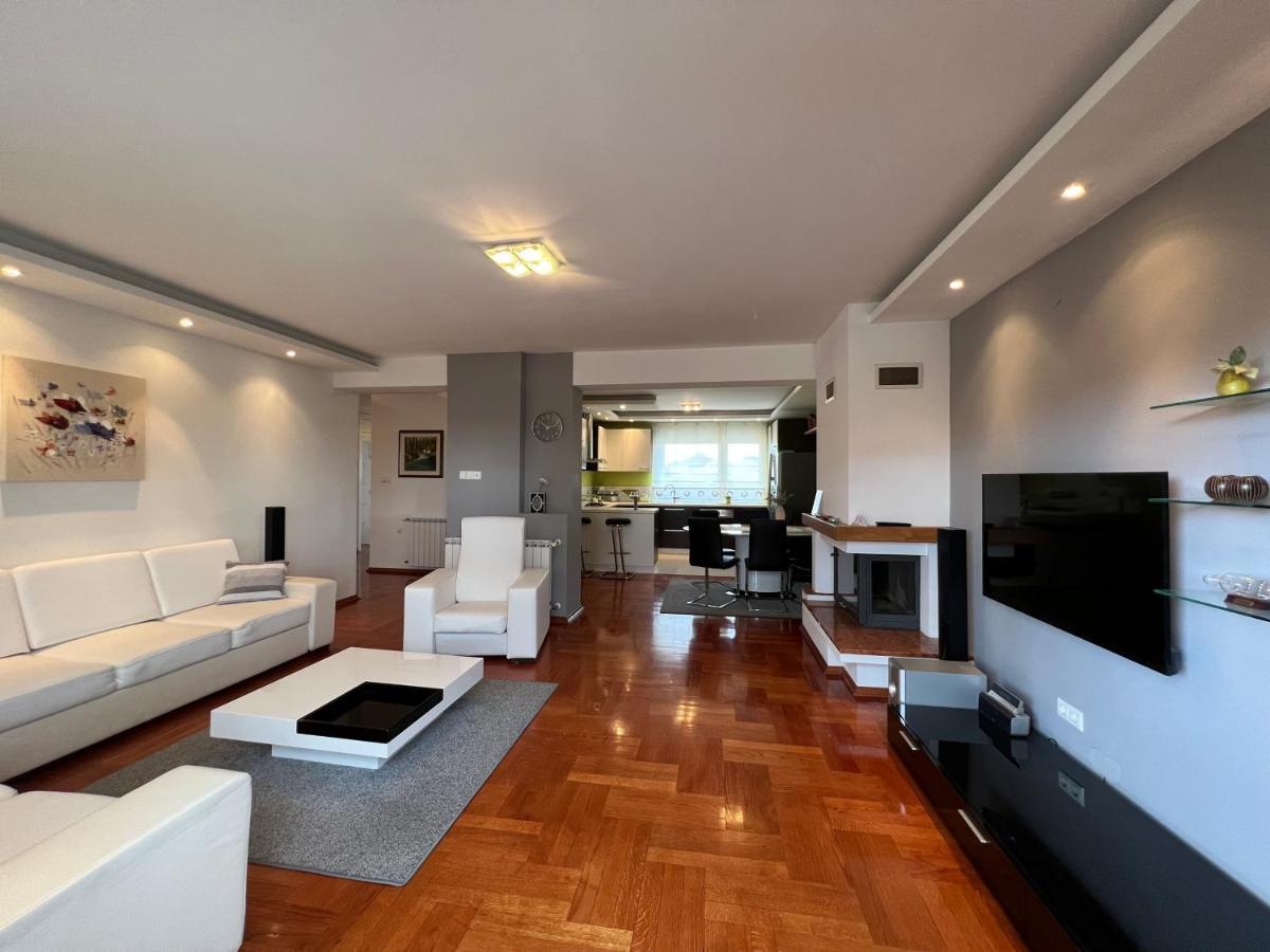 Apartmani Nova Karlovac Εξωτερικό φωτογραφία