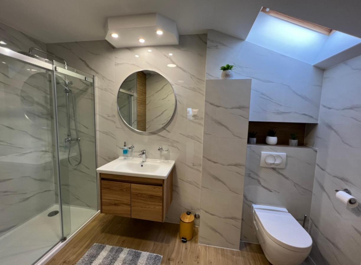 Apartmani Nova Karlovac Εξωτερικό φωτογραφία